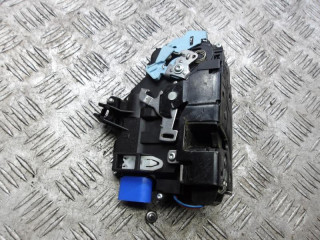 замок двери передней правой Volkswagen Caddy 3 поколение 2007, 3D1837016AC