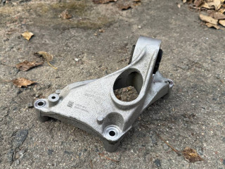 кронштейн двигателя Tesla Model Y 1 поколение (2020 - 2026), 1093278-00-B, 1093278-50-B, 1095337-00-D, 1120980-00-G, 1093278-, 1095337, 1120980