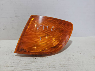 поворотник левый Mercedes-Benz Vito W638 2000