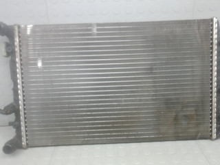 радиатор (основной) Volkswagen Polo 4 поколение [рестайлинг] 2009, 1.2 л., бензин, МКПП, хетчбэк 5 дв.