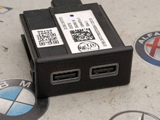 разъем AUX / USB Alfa Romeo Stelvio 1 поколение 2019, 2.9 л., бензин, полный привод, 01561397270