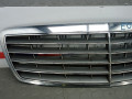решетка радиатора Mercedes-Benz E-Класс W211/S211 2005, 2.7 л., дизель, АКПП, седан - фото №3