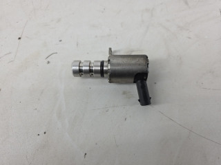 электромагнитный клапан Volkswagen Passat B7 2013, 1.8 л., TFSI, CDAA, бензин, серебро, передний привод, правый руль, 06H115243F