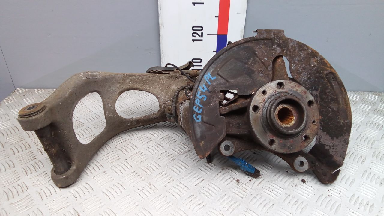 ступица передняя левая Citroen C5 2 поколение 2012, 2.0 л., дизель - фото №1