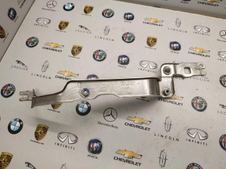 Крепления ( кронштейн ) крыла прав. Audi A6 4G/C7 [рестайлинг] 2015, 2.0 л., бензин, 4G0807592