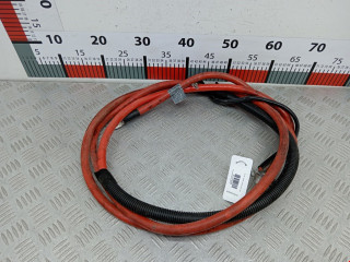 плюсовой провод аккумулятора Mercedes-Benz S-Класс W220 2001, 3.2 л., АКПП, седан, A2205400030