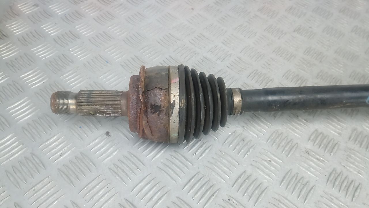 полуось задняя (приводной вал, ШРУС) Mercedes-Benz Vito W639 2005, 2.2 л., дизель, МКПП, минивэн - фото №1