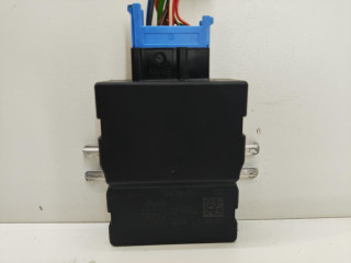 блок управления топливным насосом BMW 2 серия Active Tourer F45 2015, 1.8 л., 7447895