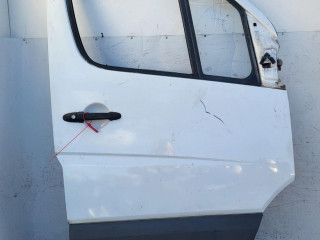дверь передняя правая Mercedes-Benz Sprinter 2 поколение (W906) 2011, 2.1 л., OM 651.955, дизель, 6МКПП, микроавтобус