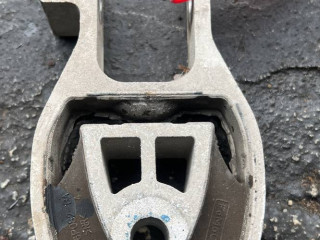 подушка крепления двигателя Ford 2019, 1.5 л., бензин, АКПП, седан