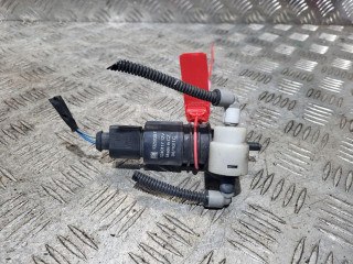 насос (моторчик) омывателя стекла Opel Astra J 2010, 1.3 л., дизель, МКПП, темно серый, хетчбэк 5 дв.