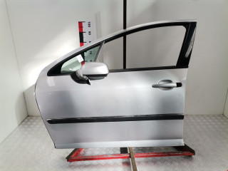 дверь передняя левая Peugeot 407 1 поколение 2006, 2.0 л., МКПП, седан, 9002X3