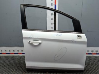 дверь передняя правая Ford Kuga 1 поколение 2009, 2.0 л., дизель, внедорожник 5 дв.