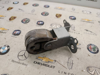 кронштейн глушителя Porsche 2022, 2.0 л., бензин, АКПП, 8K0253144E