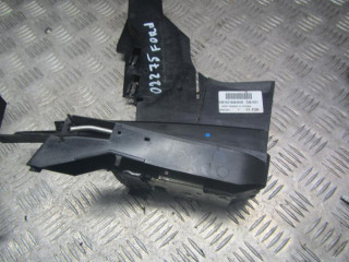 замок двери передней правой Ford Fiesta 5 поколение [рестайлинг] 2008, 1.3 л., бензин, МКПП, хетчбэк 5 дв., 2S6AA21812