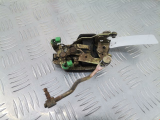 замок двери передней левой Suzuki Samurai 2000, 1.3 л., МКПП, внедорожник 3 дв.