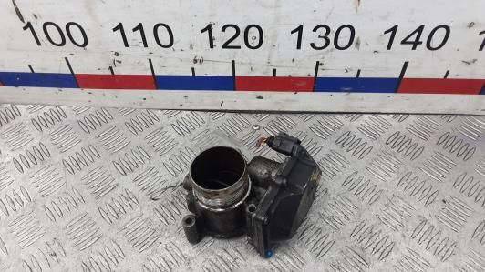 заслонка дроссельная Volkswagen Passat B6 2010, 2.0 л., дизель, АКПП, универсал, 03L128063E - фото №1