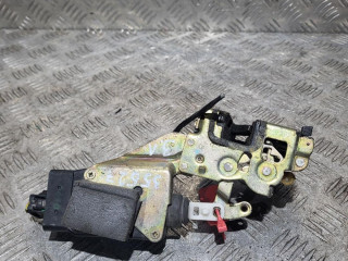 замок двери задней левой Volvo S40 1 поколение 1998, 1.8 л., бензин, 5МКПП, универсал