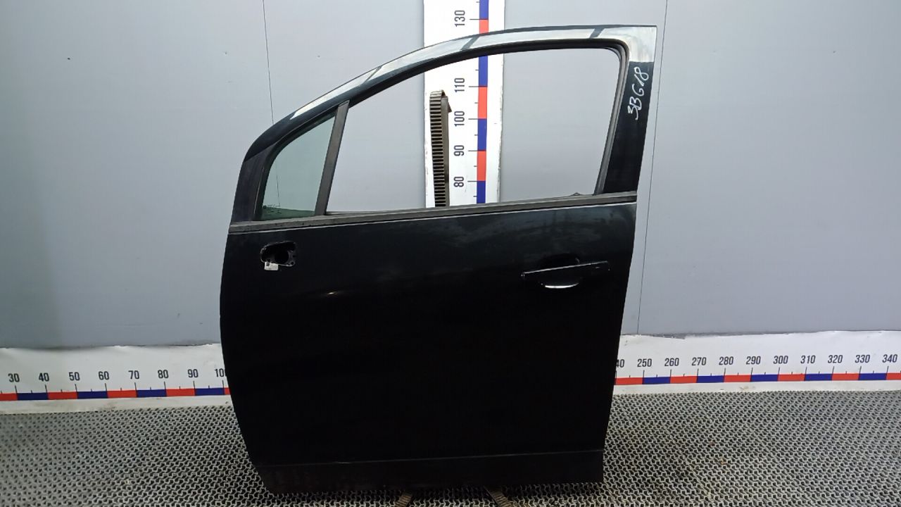 дверь передняя левая Opel Mokka 1 поколение 2013, 1.6 л., бензин - фото №1