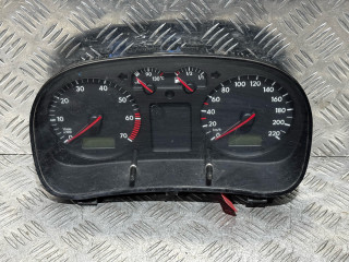 щиток приборов (приборная панель) Volkswagen Golf 4 поколение 1999, 1.6 л., бензин, универсал, 1J0920801