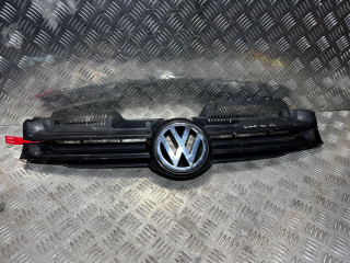 решетка радиатора Volkswagen Golf 5 поколение 2005, 1.9 л., дизель, 5МКПП, черный, хетчбэк 5 дв.