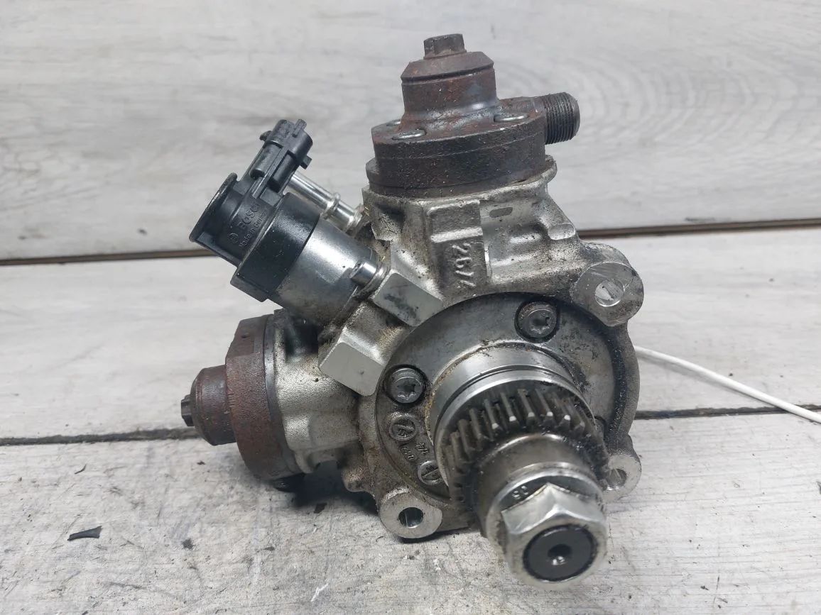 ТНВД Chrysler 300C 2 поколение (2011 - 2015), 3.0 л., CRD, EXF, дизель, 68157223AA, 0445010636, 0445010689, 35022131F - фото №1
