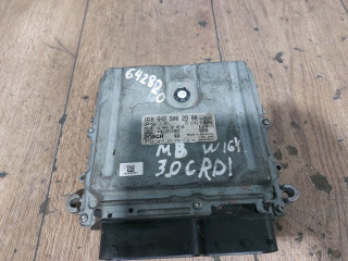 блок управления двигателем Mercedes-Benz M-Класс W164 [рестайлинг] (2008 - 2011), 3.0 л., OM 642.940, дизель, A6429002900, 6429002900, 0281016383