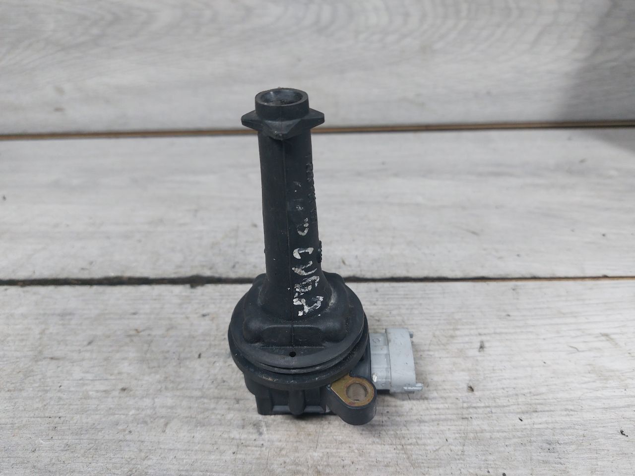 катушка зажигания Volvo S80 2 поколение (2006 - 2010), 2.5 л., B 5254 T6, бензин, 30713417, 1371601, 8677837, 0221604010 - фото №1