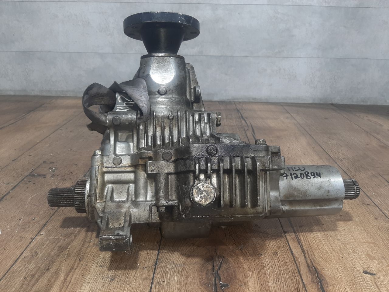 раздаточная коробка Mazda CX-7 1 поколение (2006 - 2009), 2.3 л., Ti, L3-VDT, бензин, АКПП, LN0327500G - фото №1