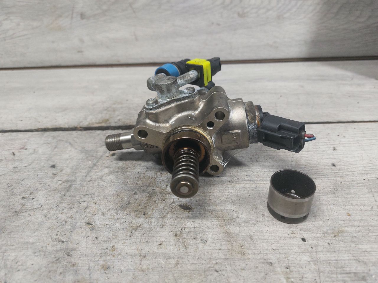 ТНВД Mazda CX-7 1 поколение (2006 - 2009), 2.3 л., L3-VDT, бензин, L3K91335ZC - фото №1