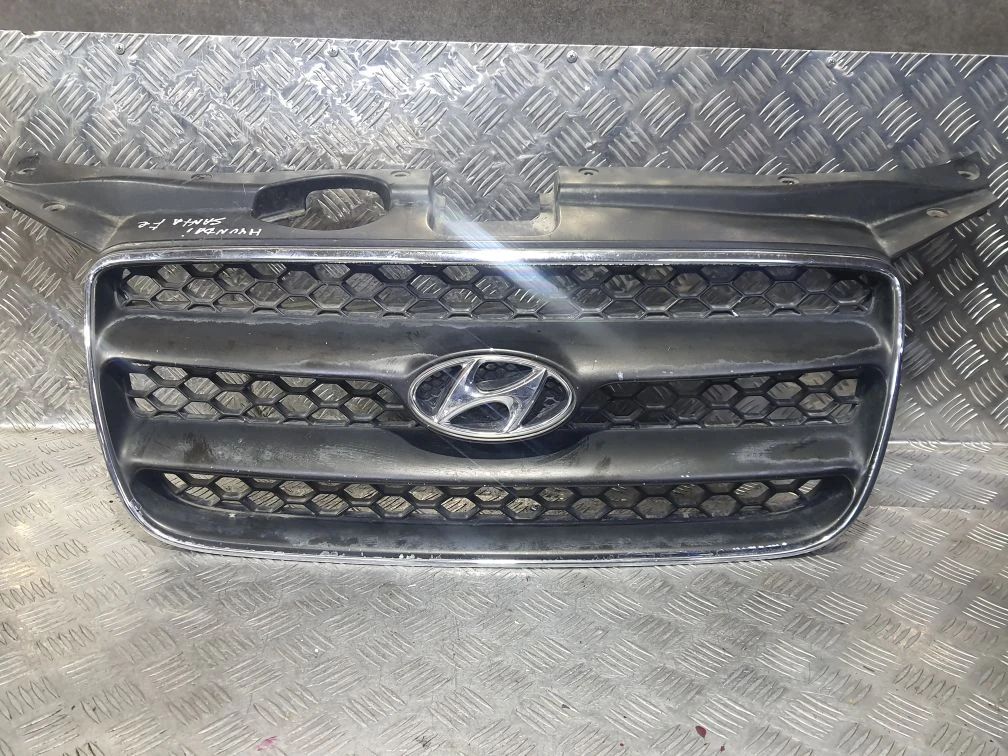 решетка радиатора Hyundai Santa Fe 2 поколение (CM) CM (2005 - 2010), 865612B000, 865612B010, 8635328000 - фото №1