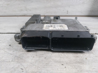 блок управления двигателем SsangYong Tivoli 1 поколение (2016 - 2026), 1.6 л., D16DTF, дизель, АКПП, 6735400232