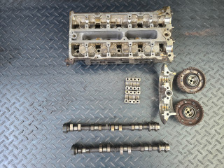 головка блока цилиндров Ford Fiesta 6 поколение (2008 - 2013), 1.6 л., i, бензин, AE8G6090A7A