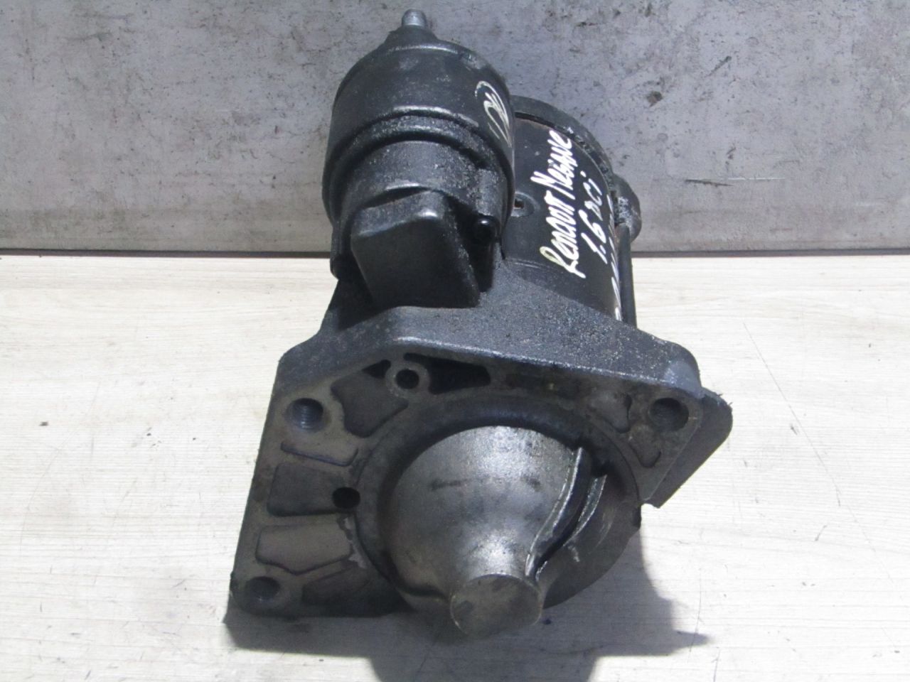 стартер Renault Megane 2 поколение (2002 - 2006), 1.6 л., R9M 402, дизель, 233000106R, 233001375R, 233007802R, 1202511, 2330000Q3J, LRS02526 - фото №1