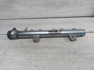 топливная рампа Jeep Grand Cherokee 4 поколение (2010 - 2013), 3.0 л., EXF, дизель, 68148329AA, 0445216044, 35022119G, 0281006209