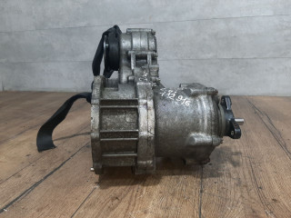 раздаточная коробка Mercedes-Benz C-Класс W203/S203/CL203 (2000 - 2004), 2.6 л., M 112.916, бензин, полный привод, A2032800300, A2032800600, A2032800700, 2032800700, 2032800600, 2032800300