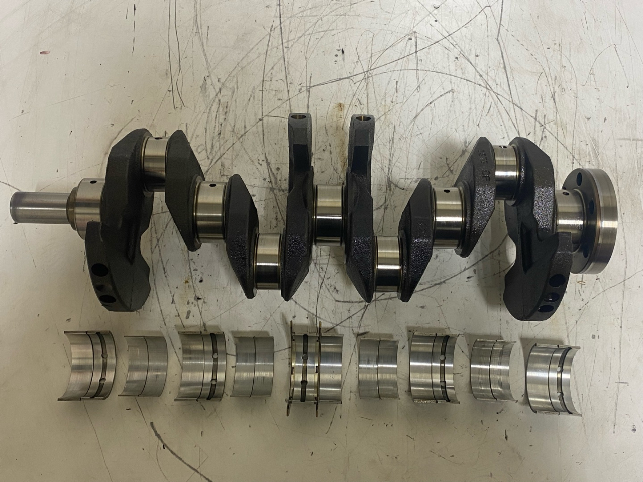 коленвал Mazda 3 BK (2003 - 2005), 2.0 л., LF-DE, бензин, 1S7GCF - фото №1