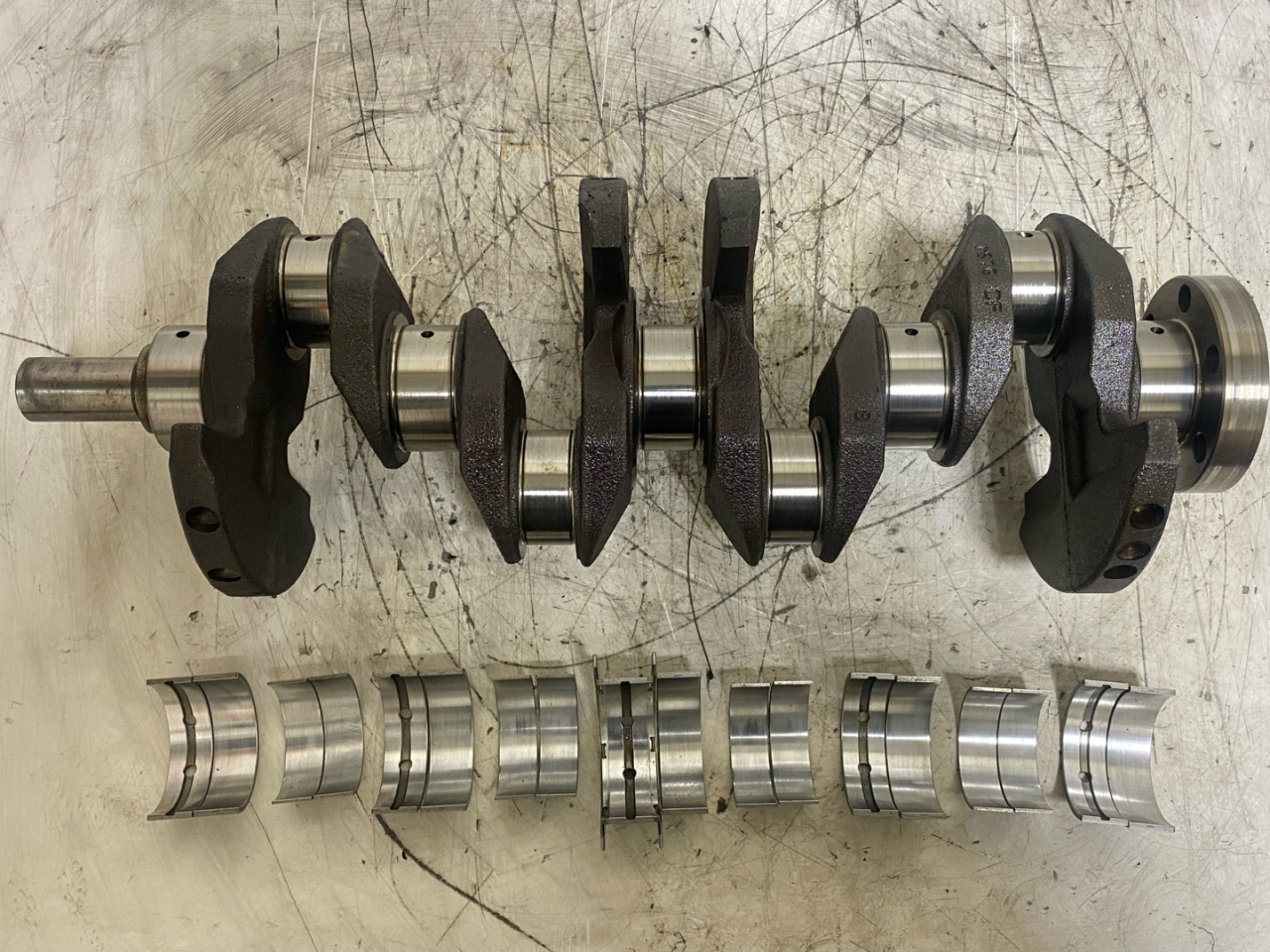 коленвал Mazda 3 BK (2003 - 2005), 2.0 л., LF-DE, бензин, 1S7GCF - фото №1