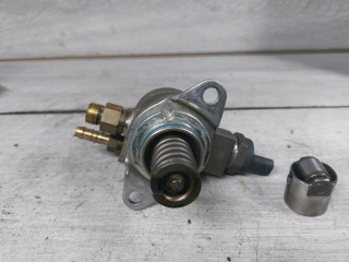 ТНВД Volkswagen Golf 6 поколение (2008 - 2012), 1.4 л., TSI, CAXA, бензин, 03C127026D, 03C127026C, 03C127026M, 03C127026J, 03C127026E, 03C127026R, 03C127026P