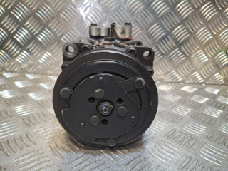 компрессор кондиционера Volkswagen Transporter T4 (1990 - 2003), 2.0 л., AAC, бензин, 701820807A