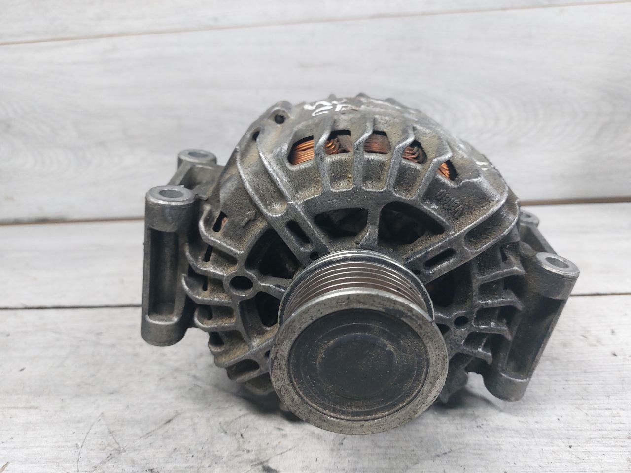 генератор Volkswagen Passat B7 (2011 - 2015), 1.8 л., TSI, CDAB, бензин, 06H903017E - фото №1