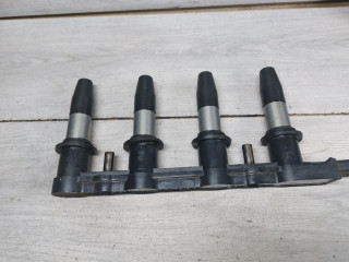 катушка зажигания Opel Astra H/Family [рестайлинг] (2005 - 2015), 1.8 л., Z 18 XER, бензин, 10458316