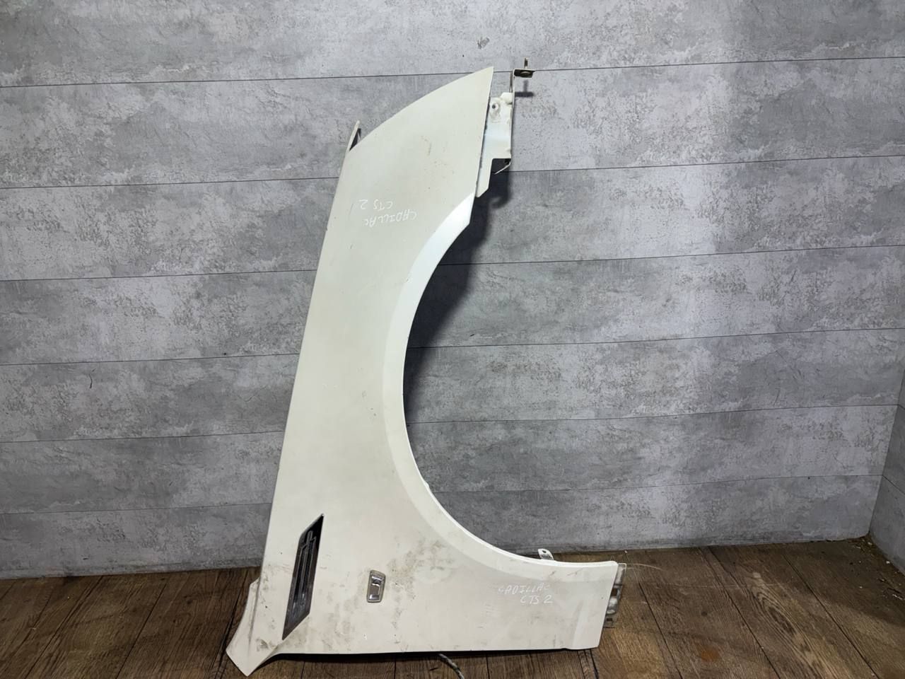 крыло переднее правое Cadillac CTS 2 поколение (2007 - 2014), 20851341 - фото №1