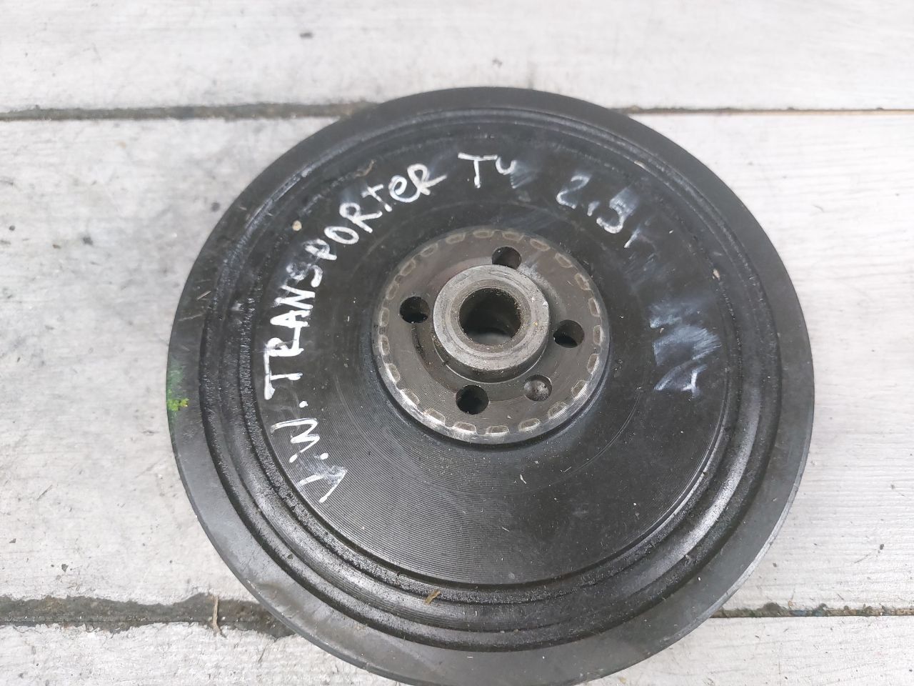 шкив коленвала Volkswagen Transporter T4 (1990 - 2003), 2.5 л., AET, бензин, 074105243D - фото №1