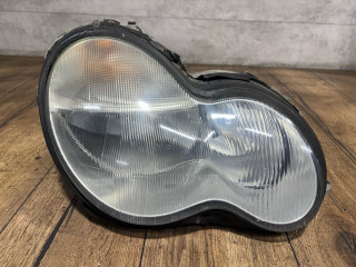 фара правая Mercedes-Benz C-Класс W203/S203/CL203 (2000 - 2004), седан, 2038200261, A2038200261