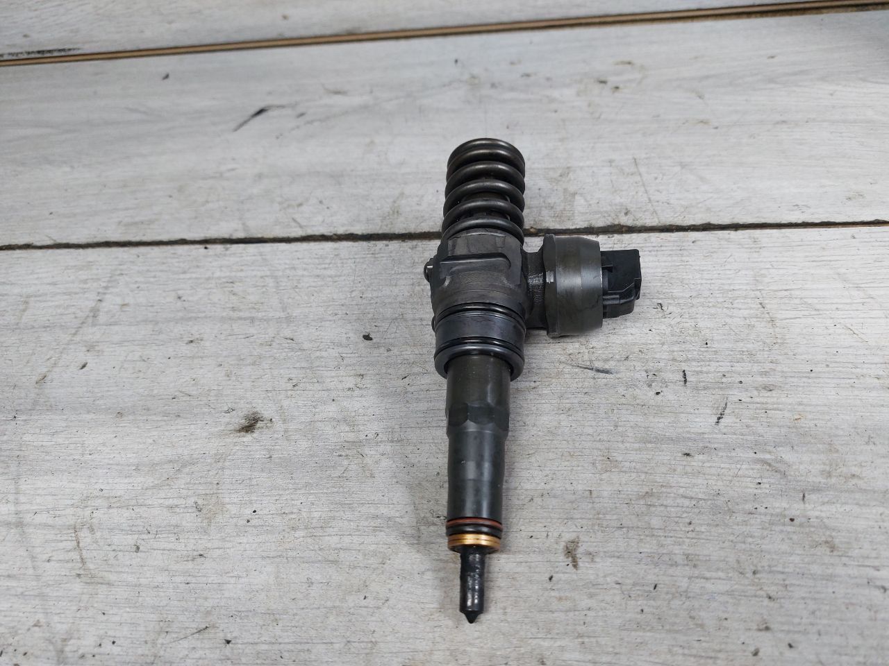 форсунка Volkswagen Transporter T5 (2003 - 2009), 2.5 л., TDi PD, дизель, 07Z130073N, 0414720304 - фото №1