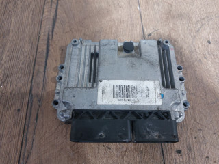 блок управления двигателем Ford Mondeo 4 поколение [рестайлинг] (2010 - 2015), 2.0 л., TNBA, бензин, 1695347, BG9112A650, 0261S09535