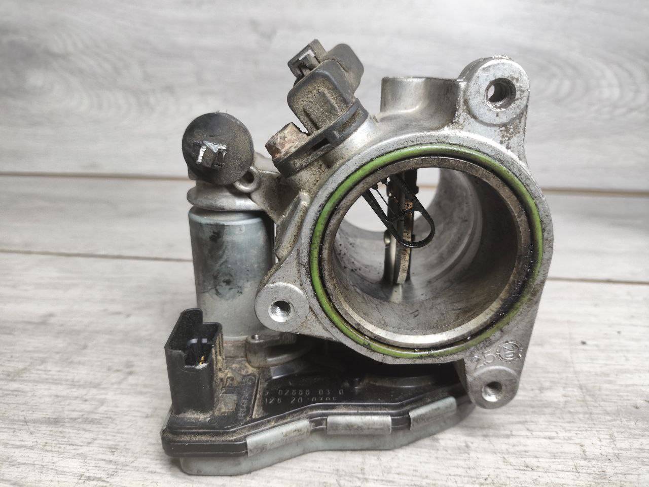 заслонка дроссельная Peugeot 4007 1 поколение (2007 - 2012), 2.2 л., 4HK (DW12MTED4), дизель, LR012598, LR001001 - фото №1