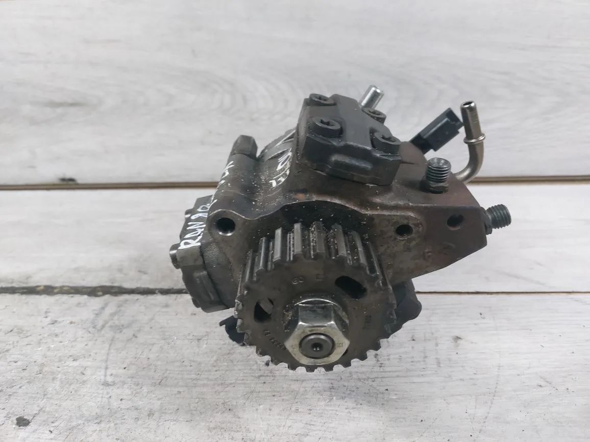 ТНВД Land Rover Range Rover Sport 1 поколение (2005 - 2009), 2.7 л., 276DT, дизель, LR005549, A2C20003282, LR009666, LR017367, A2C59513482 - фото №1