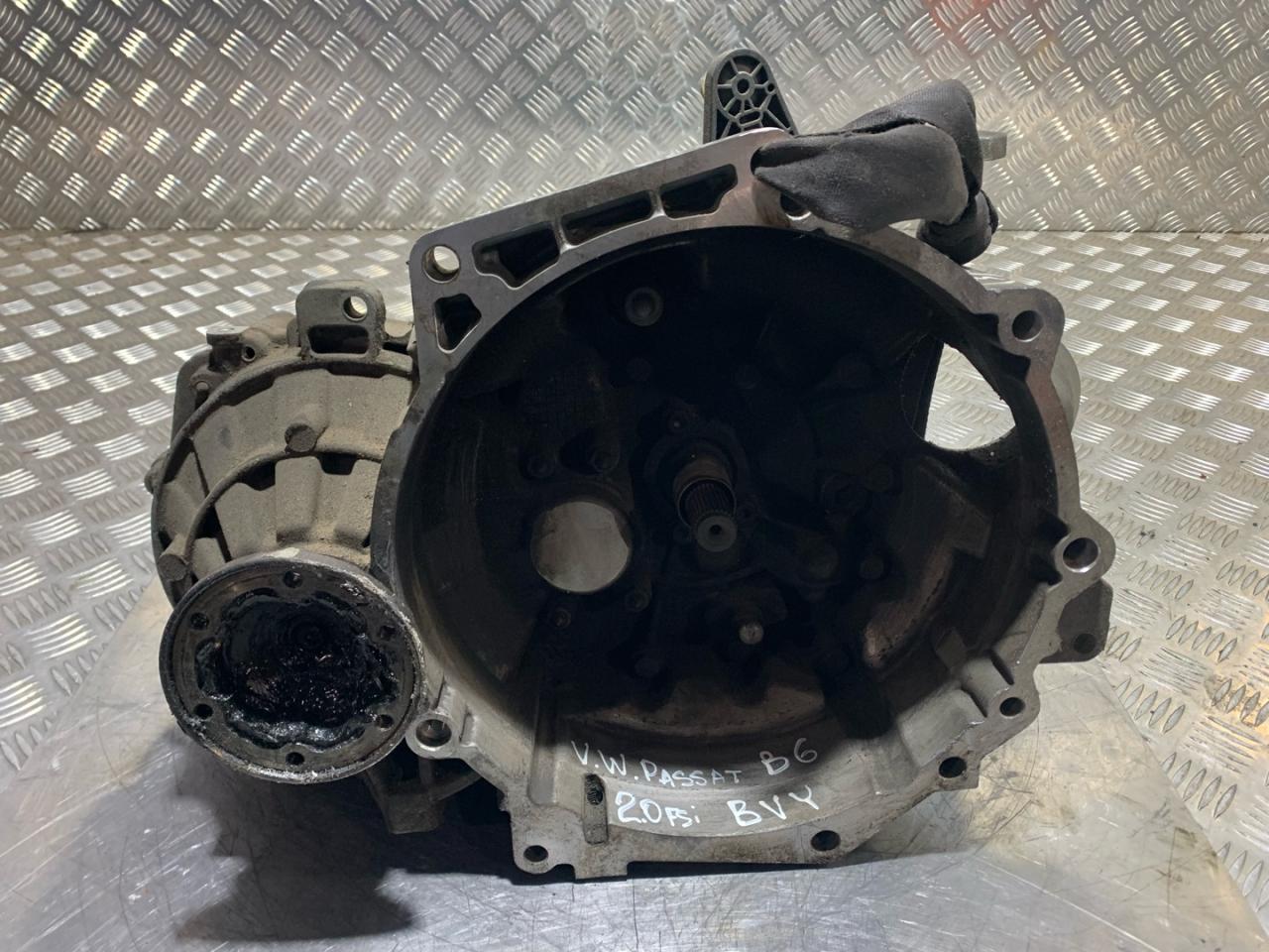 КПП механическая (МКПП) Volkswagen Passat B6 (2005 - 2010), 2.0 л., МКПП, 02S300046M, JYL, KVZ, MUH, GXV, JCP, MQ250, 02S300047E - фото №1